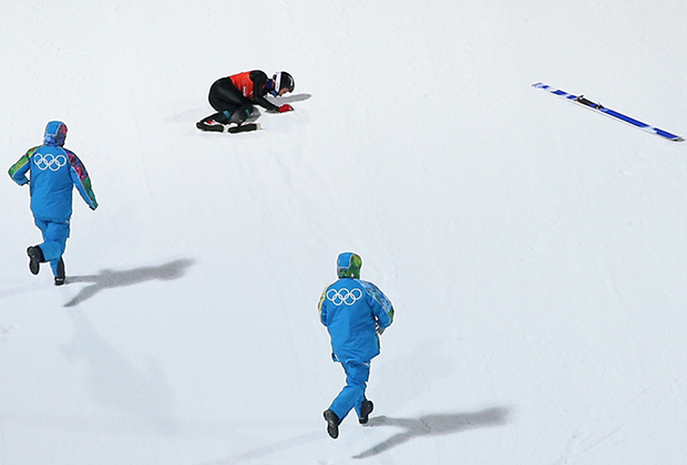Норвежец Андрес Якобсен, упавший во время тренировки по прыжкам со среднего трамплина К-95